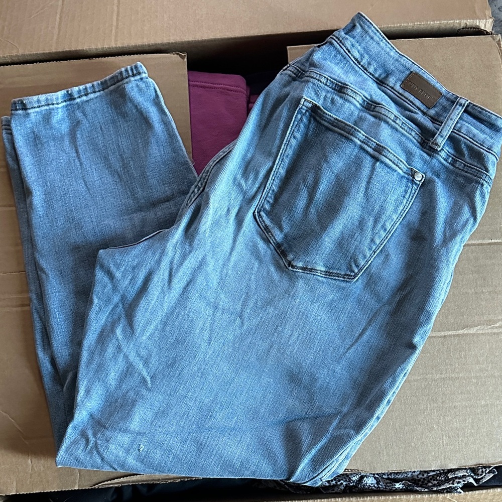 Judy Blue Light Blue Denim Jeans